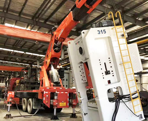 鄢陵提升工作效率，选择优质折臂吊租赁服务