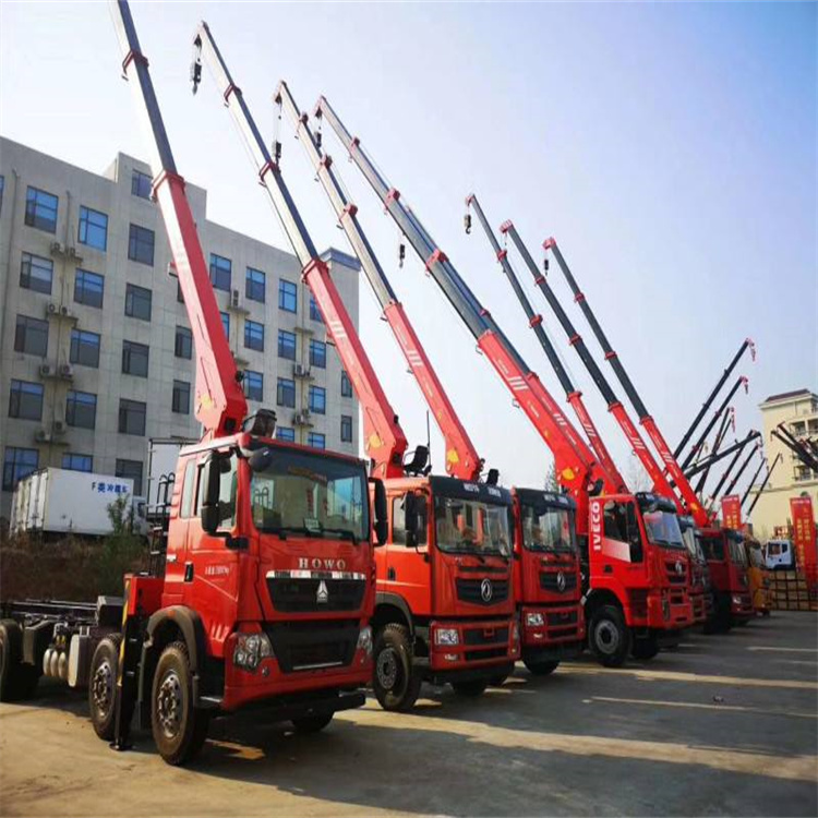 鄢陵租专业吊车电话