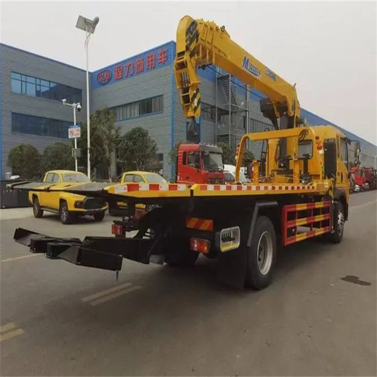 鄢陵附近小随车吊出租电话，轻松解决搬运烦恼