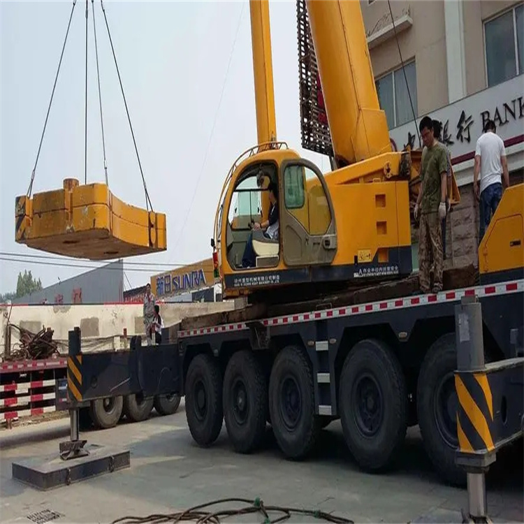 鄢陵当地吊车出租|机器吊装|75吨|工厂搬迁服务